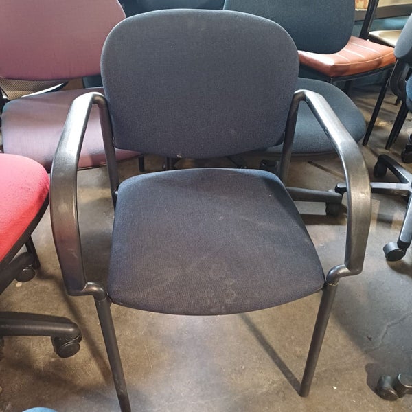 Armchair without wheels Carousel 1
