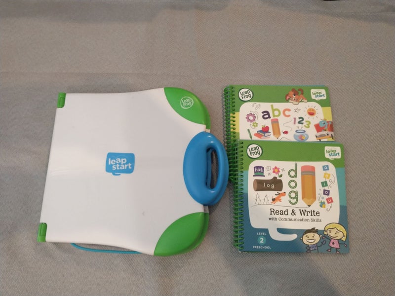 LeapFrog Leap Start Learn to read interactive Carousel 1