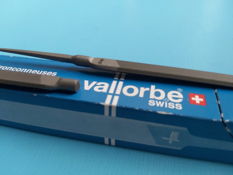 Vallorbe *Double Chisel File* or *Double Bevel File* Carousel 1