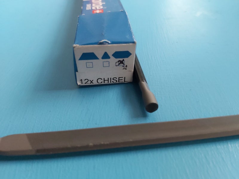 Vallorbe *Double Chisel File* or *Double Bevel File* Carousel 2