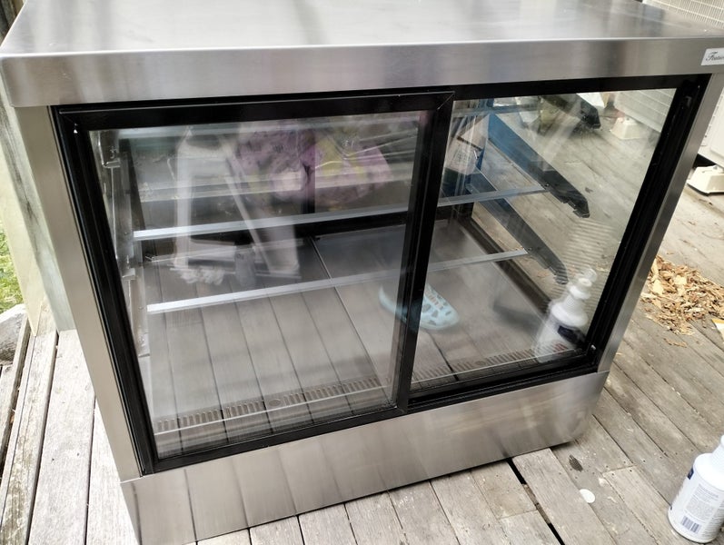 Festive bench top chiller fridge NZ Made Carousel 1