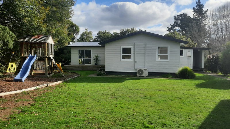 Image 3 of 21