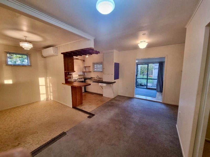 Two Homes for the Price of One!64449066465155114