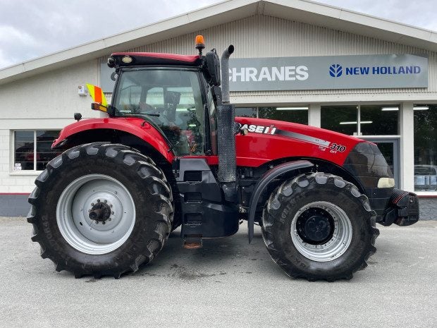 Case IH Magnum 310 CVT Carousel 1