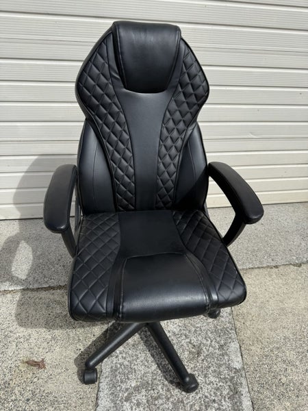 Black Office Chair Carousel 1