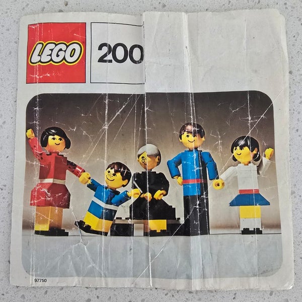 Lego Vintage - 200-1 Family Carousel 2