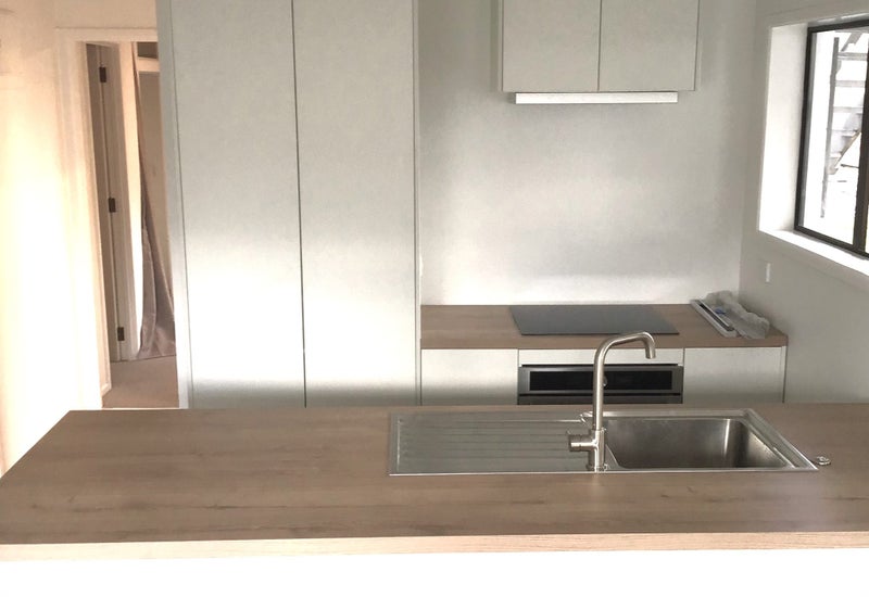 URBAN OAK BENCHTOPS WITH EURO EDGES Carousel 1