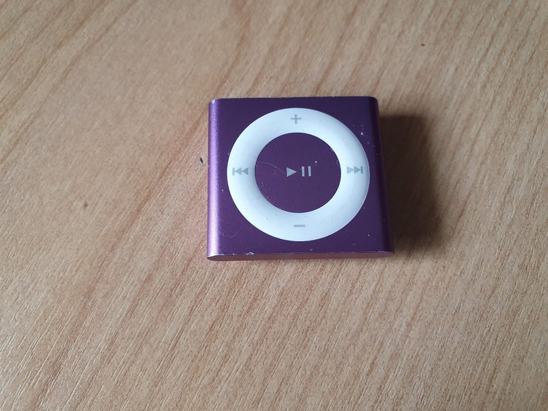 iPod Shuffle 4th Gen (Faulty) Carousel 1