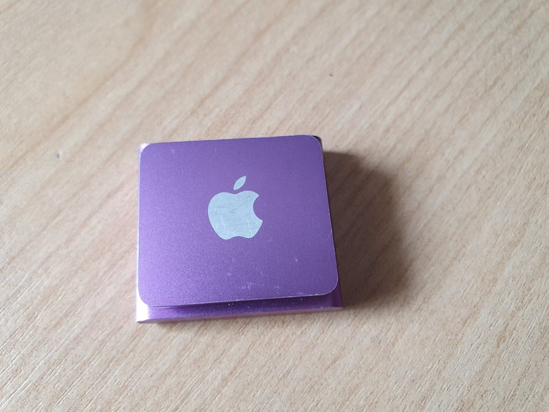 iPod Shuffle 4th Gen (Faulty) Carousel 2