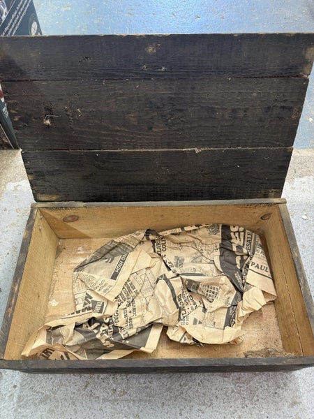 Old wooden box Carousel 1
