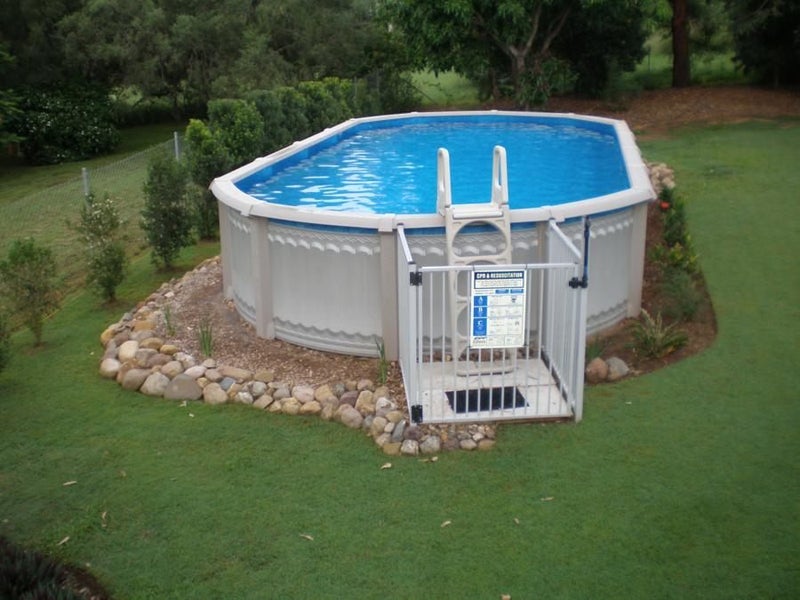 Above ground ladder or deck ladder Carousel 2