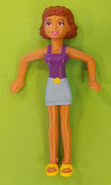 Polly Pocket toy, Shani doll (BK 2007) Carousel 1