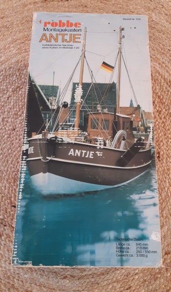 Vintage Robbe Antje - Cutter Ship kitset. Carousel 1
