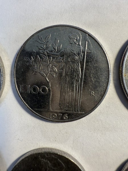 15 ASSORTED ITALIAN COINS Carousel 15