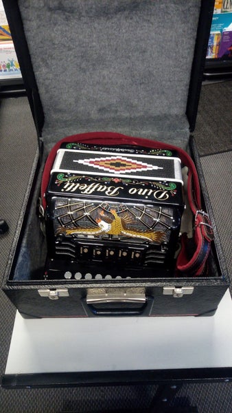 Dino Baffetti - 8 Bass Musette Accordion - Second Hand Carousel 1