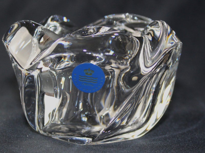 +++ SCANDINAVIAN -DENMARK "ROYAL COPENHAGEN" CANDLE HOLDER +++ Carousel 1