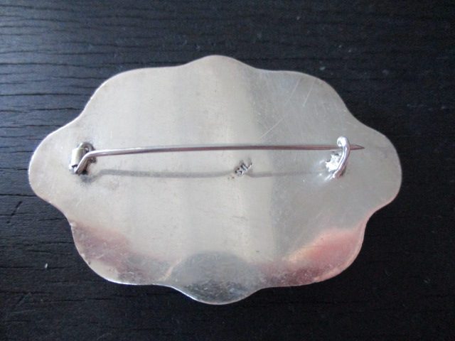 (NK9) VINTAGE - Large SILVER PAUA BROOCH - elaborate engraving.... Carousel 2