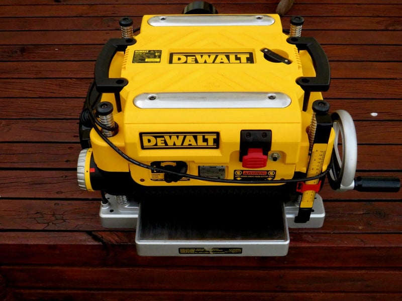 DeWALT 330mm 1800W Thicknesser - DW735-XE Carousel 2