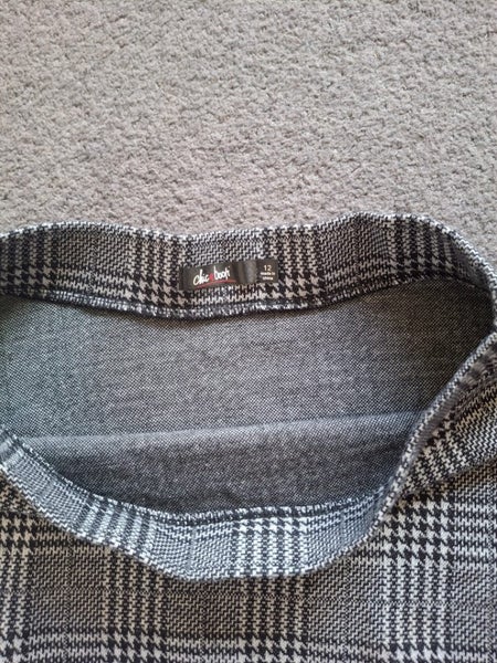 Chicabooti size 12 skirt Carousel 2