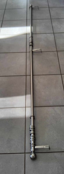 Good Quality Brushed Chrome Curtain Rod and Rings 2520mm long Carousel 1