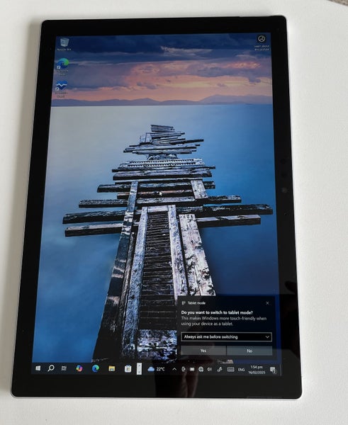 MICROSOFT SURFACE M3 CORE win 10 Pro 83.4% BATTERY HEALTH Carousel 2