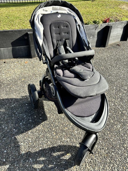 JOIE CROSSTER ALL-TERRAIN STROLLER, NOIR Carousel 2