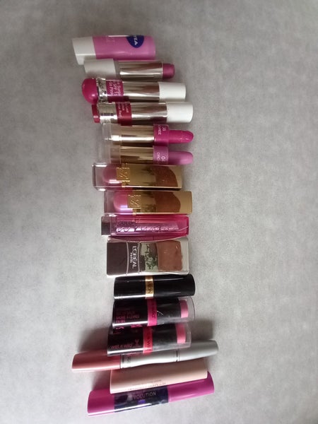 Bulk lots of 16 x lipsticks Pinky tones Carousel 2