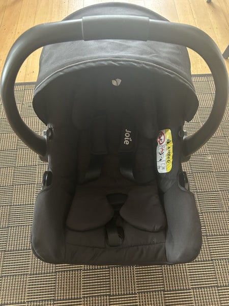 Joie travel system - capsule, pram and click base Carousel 2