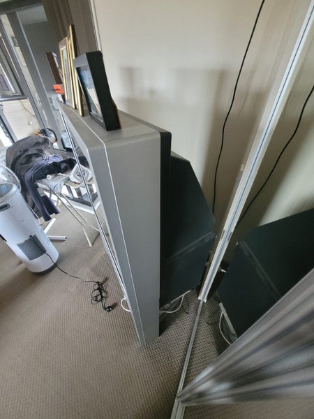 Sony TV KP XA43M31 with Stand Carousel 2