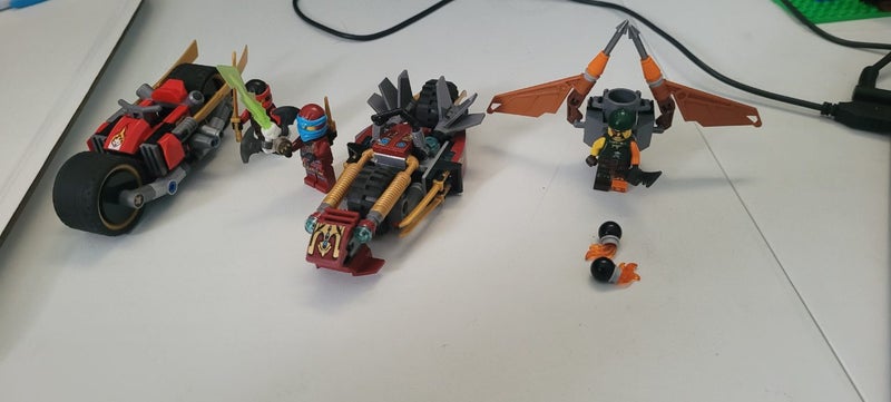 Lego 70600 - Ninjago - Ninja Bike Chase Carousel 3