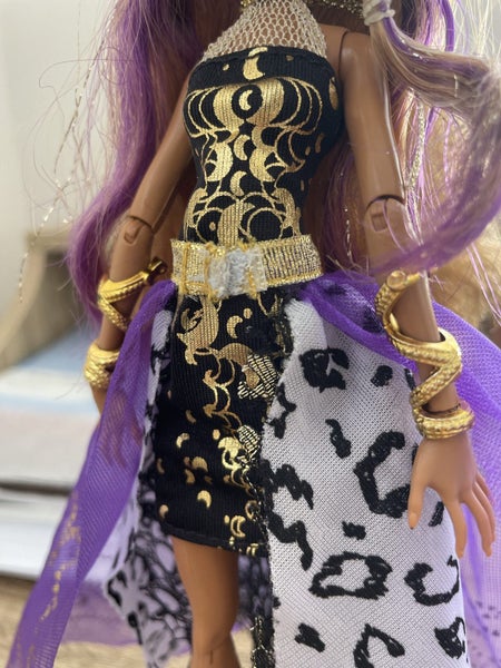 Monster High Clawdeen Wolf 13 Wishes doll Carousel 5