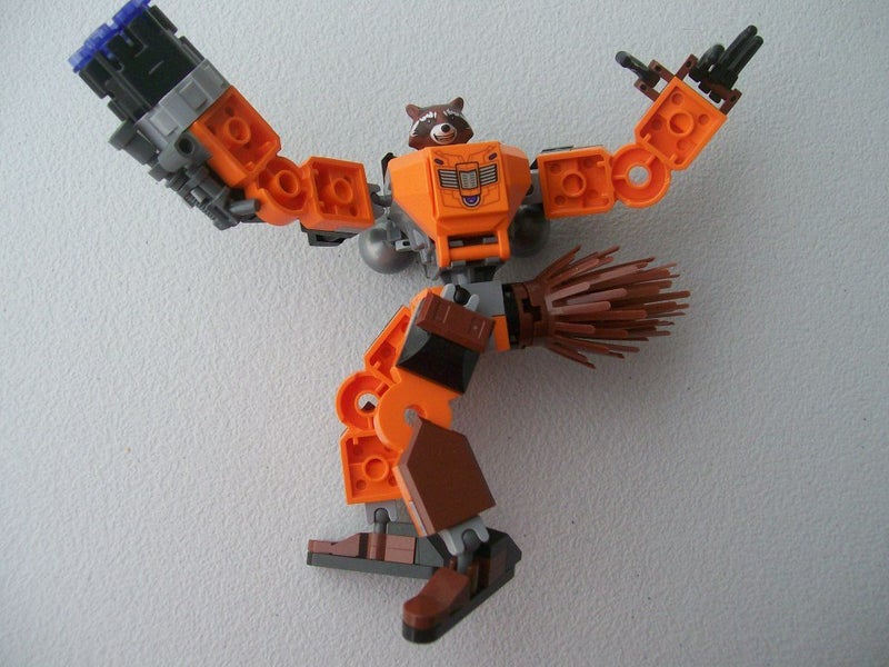 Lego 76243 "Rocket Mech Armor" Carousel 1