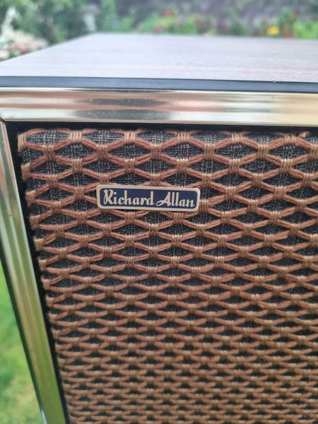 Pair of speakers, Richard Allan Carousel 2