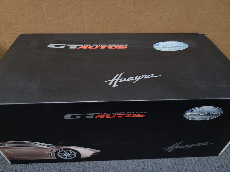 1:18 Pagani Huayra - GT Autos 1/18 model car Carousel 4