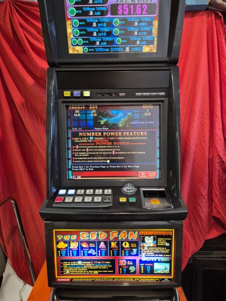 The Red Fan- Konami Pokie Machine Carousel 9