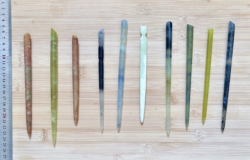 Natural Pure Jade Hairpins – Handcrafted Elegance Carousel 2