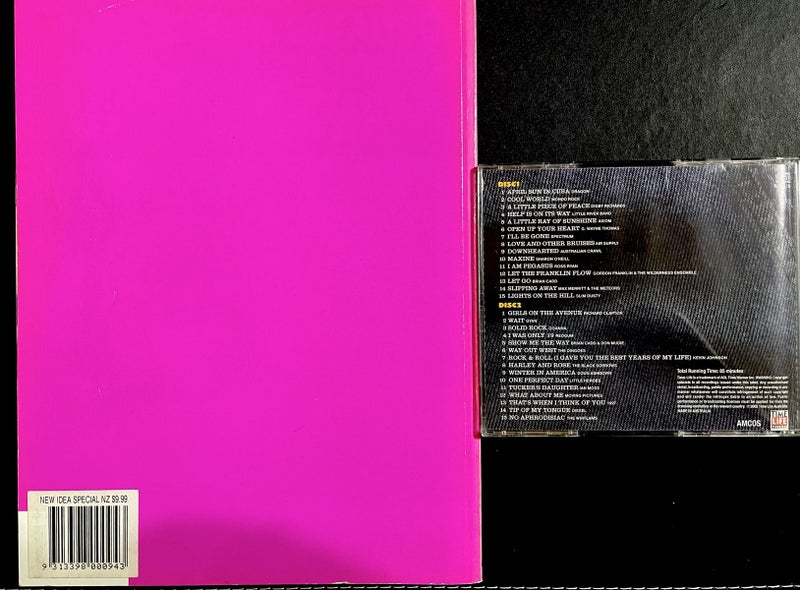 OZ Rock Legends Picture Mag + CD Carousel 2