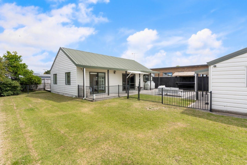 Image 1 of 25