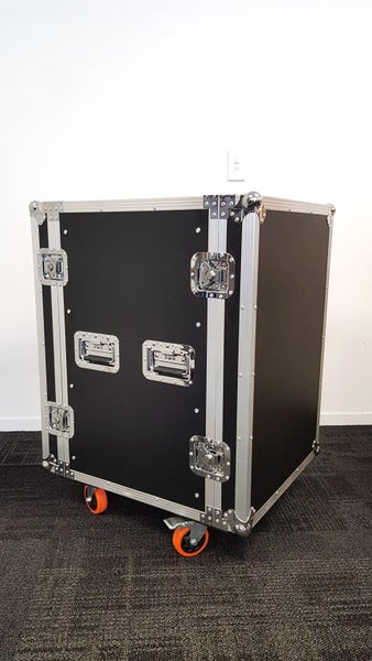 Heavy-Duty 16U Road/Freight Case (RC-03) Carousel 1