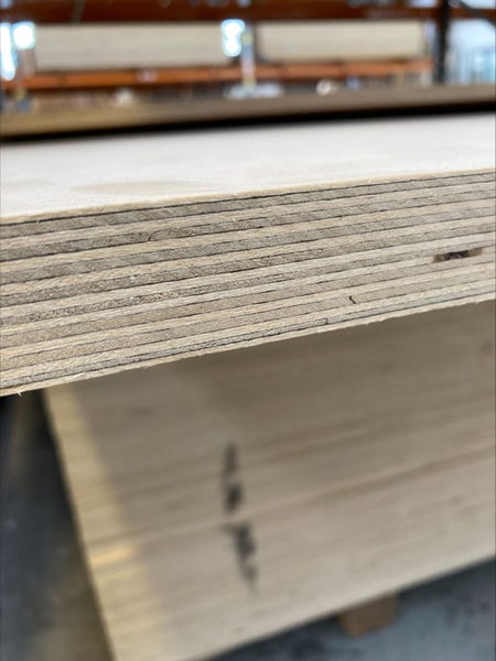 18mm Birch 100% Elite B/BB 2440 x 1220 Carousel 3
