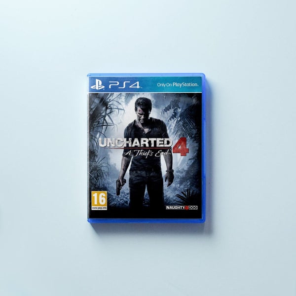 Uncharted 4: A Thief's End - PlayStation 4 / PS4 Game Carousel 1