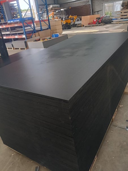 Truck deck plywood brand new 2440x1220x18mm in Auckland. Carousel 2