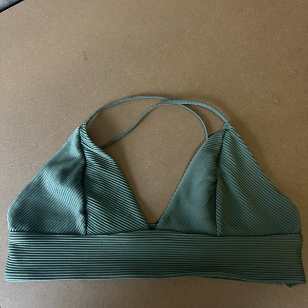 Bikini top size 6 Carousel 1