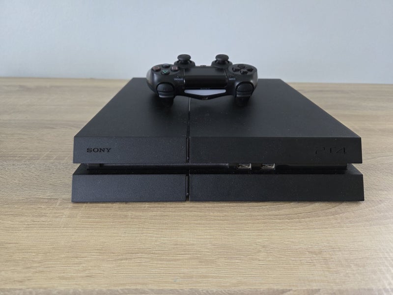 PS4 Console + Controller Carousel 1