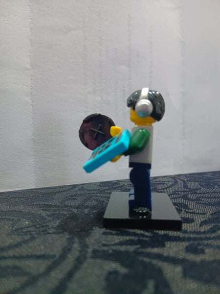 Lego minifigure DJ series 8 Carousel 2