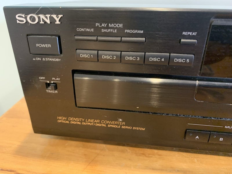 Excellent Sony CDP-CE215 CD Player With Remote - Beautiful Sound! Carousel 2