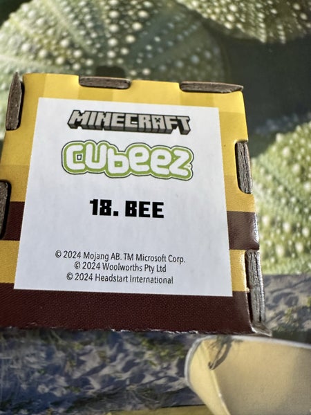 Countdown Cubeez no18 Bee Carousel 1