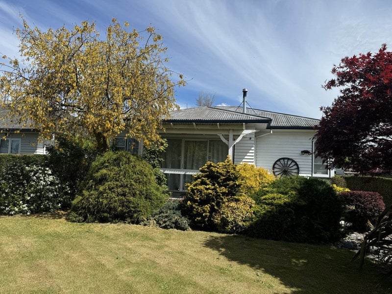 Image 2 of 17