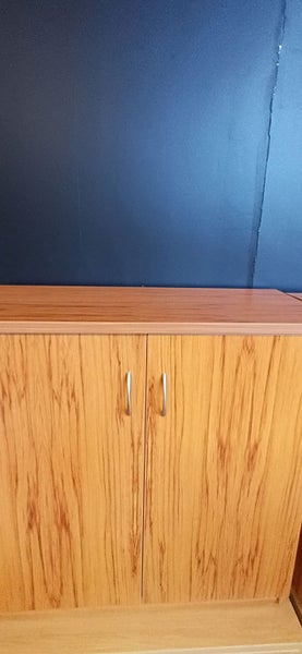 Cabinet-Veneer Carousel 2