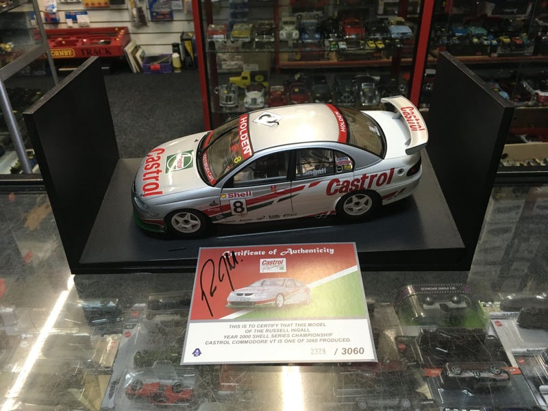 1/18 AUTO ART - HOLDEN VT COMMODORE CASTROL RACING 2000 #8 RUSELL INGALL Carousel 2
